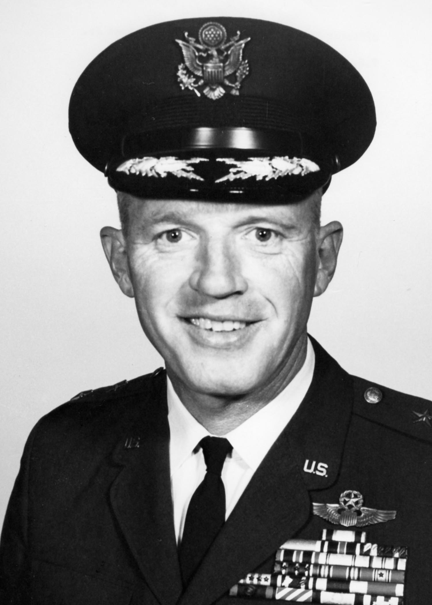 Lieutenant General Charles William Carson Jr., is commander of the Twelfth Air Force, TAC, with headquarters at Bergstrom Air Force Base, Texas. - 090916-F-JZ029-436